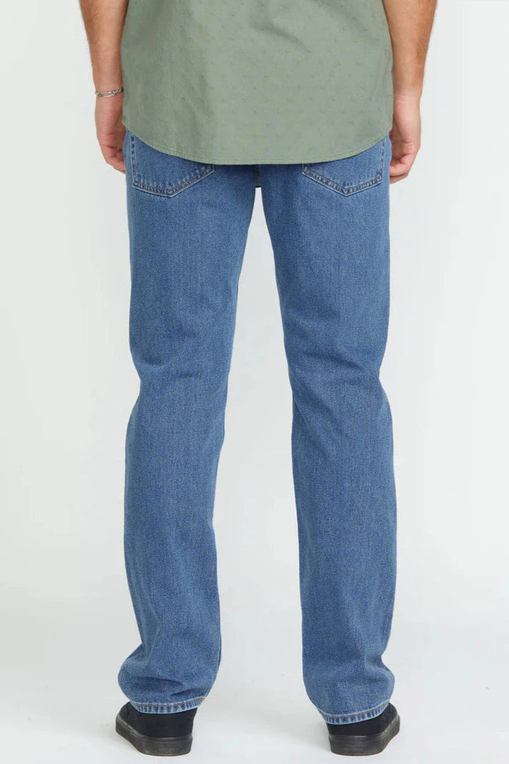 Volcom - Modown Relaxed Fit Tapered Jeans in Standard Issue Blue