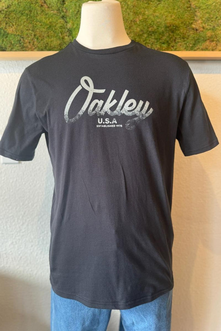 Oakley - Sport Script SS Tee in Blackout