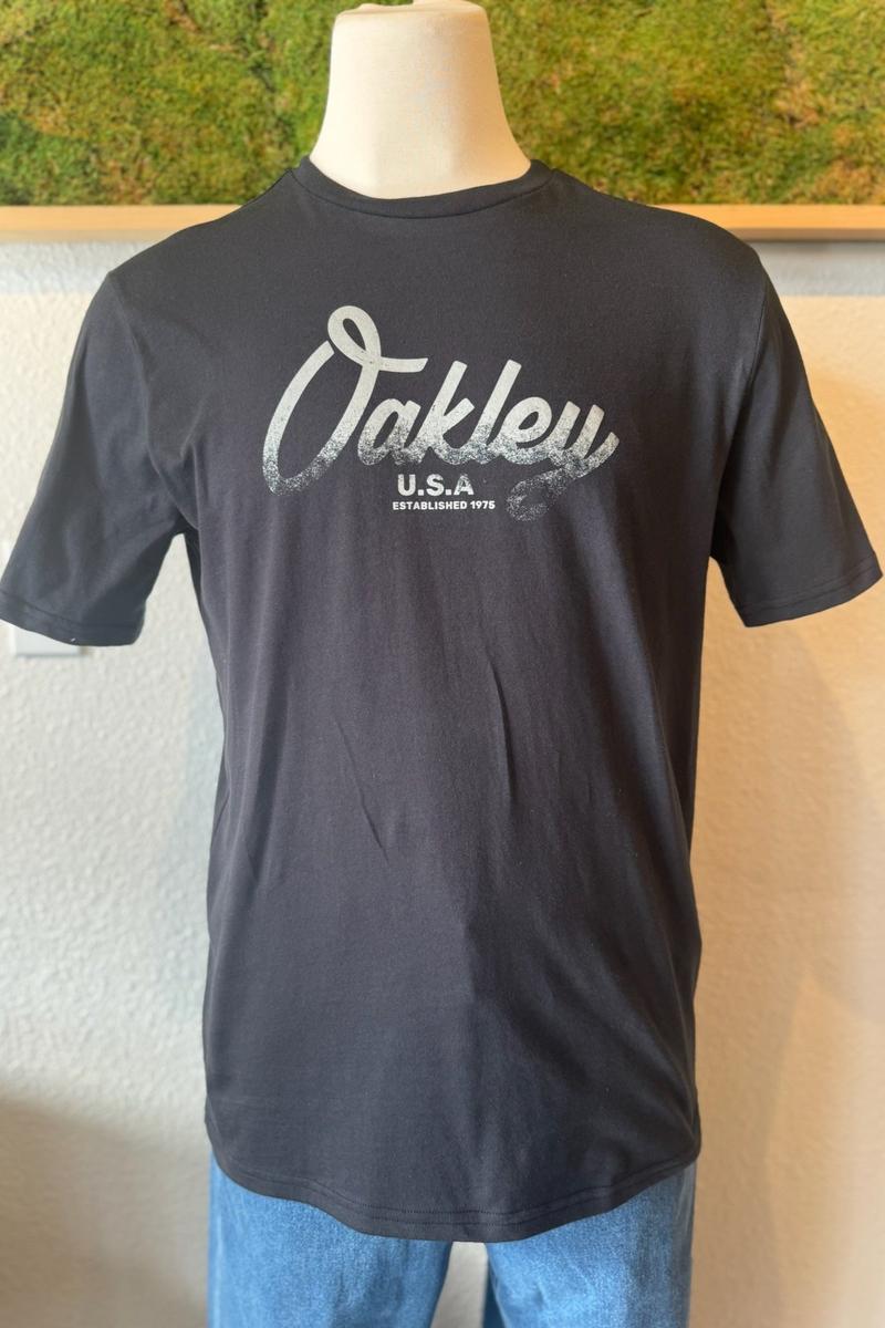 Oakley - Sport Script SS Tee in Blackout