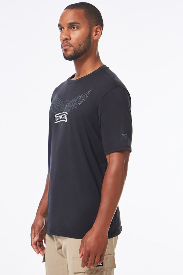 Oakley - Standard Issue Oakley Eagle Tab Tee in Blackout