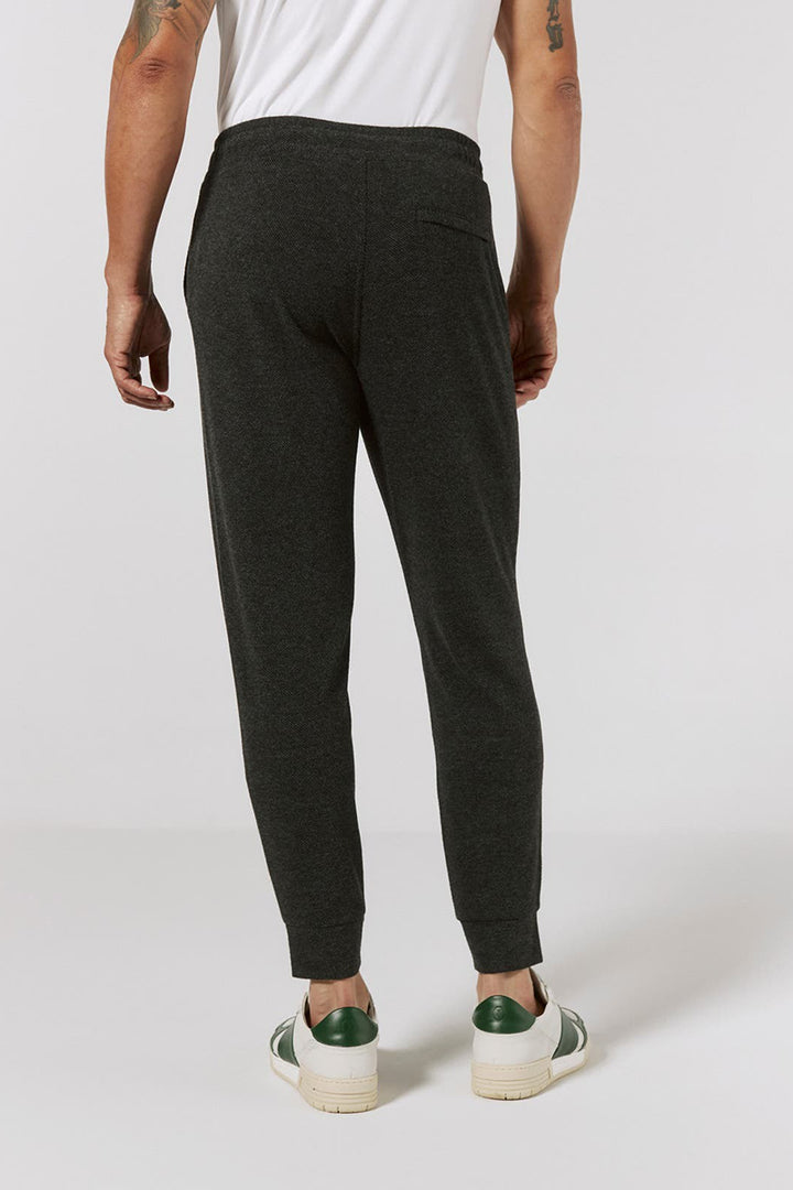 7DIAMONDS - Generation™ Relaxed Jogger in Charcoal