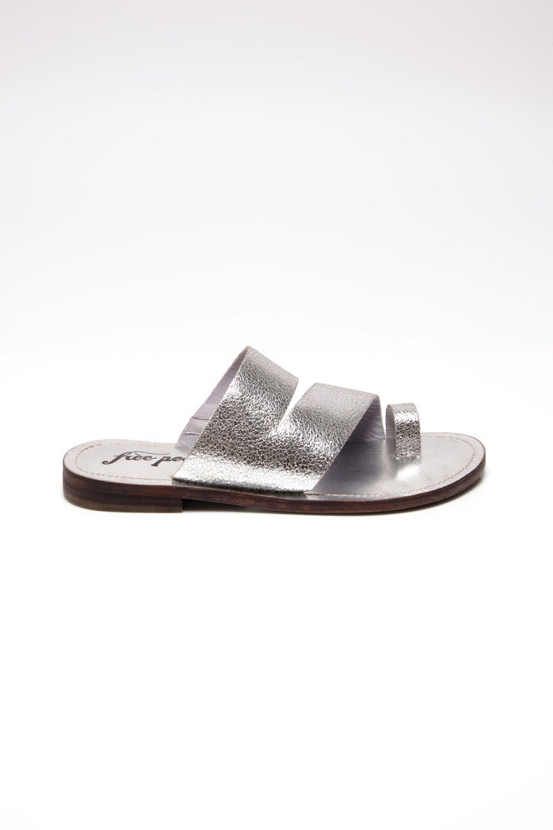 Free People - Abilene Toe Loop Sandals in Silver