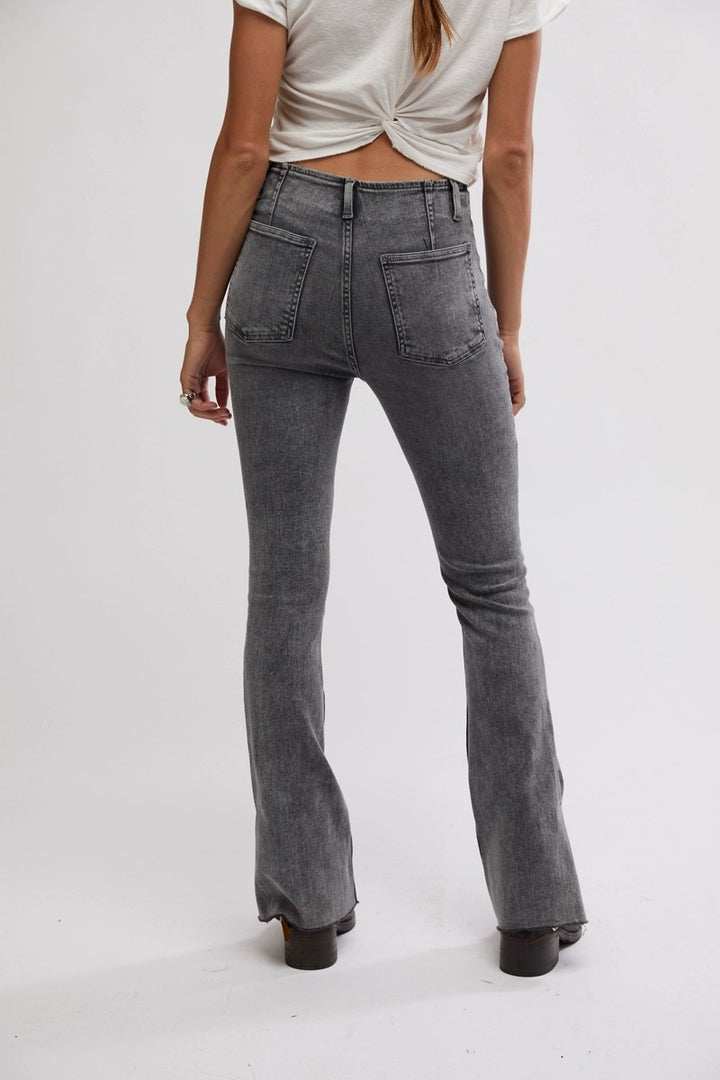 Free People - Level Up Slit Bootcut Jeans in Ridge Grey