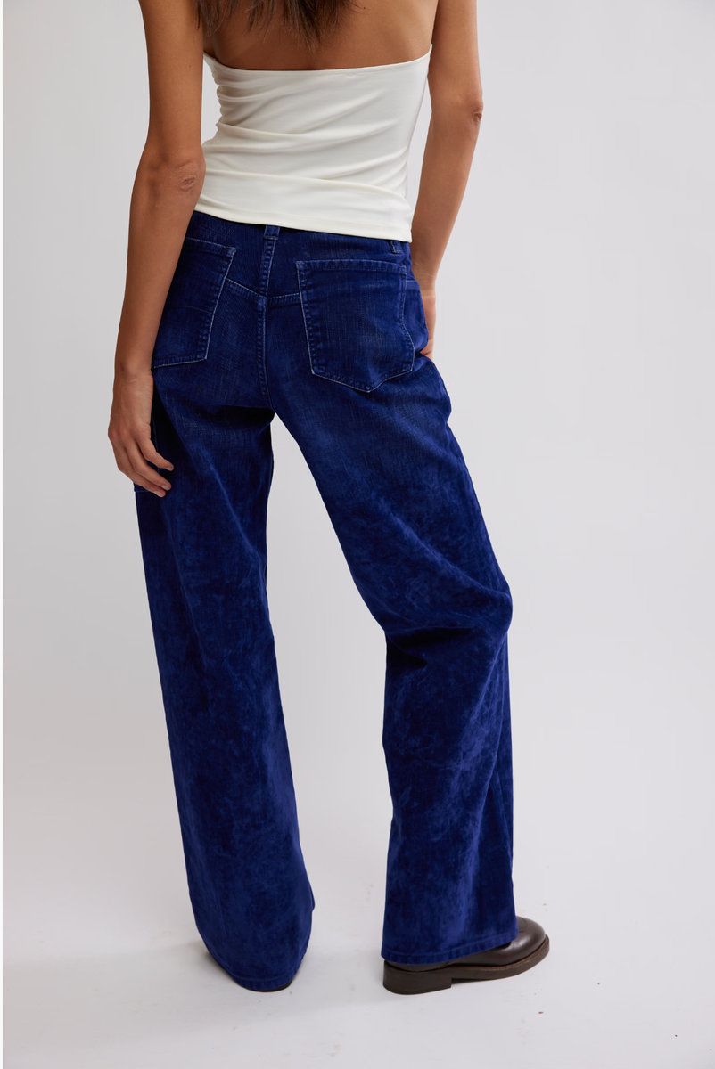 Free People - We The Free Tinsley Baggy High-Rise Flocked Jeans in Twilight Blue