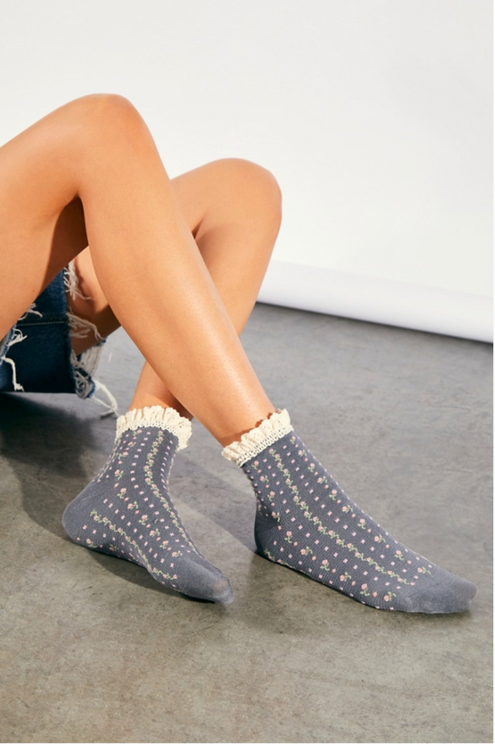 Free People - Rosebud Waffle Knit Ankle Sock in Charcoal