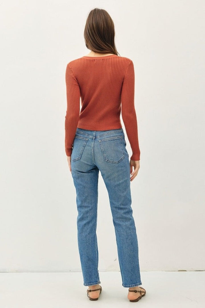 Be Cool - Ribbed V-Neck Slim Cardigan in Rust